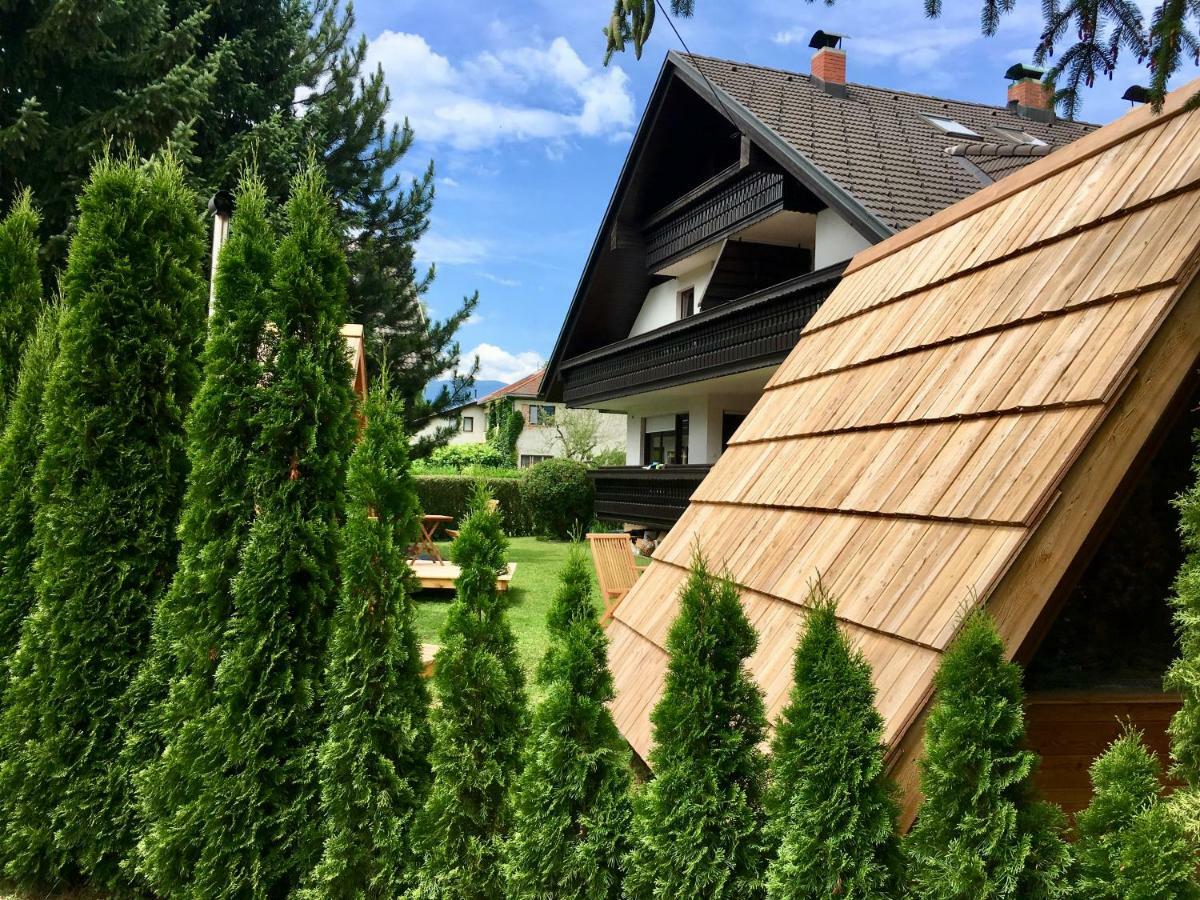 Glamping Houses J-Max Блед Екстериор снимка