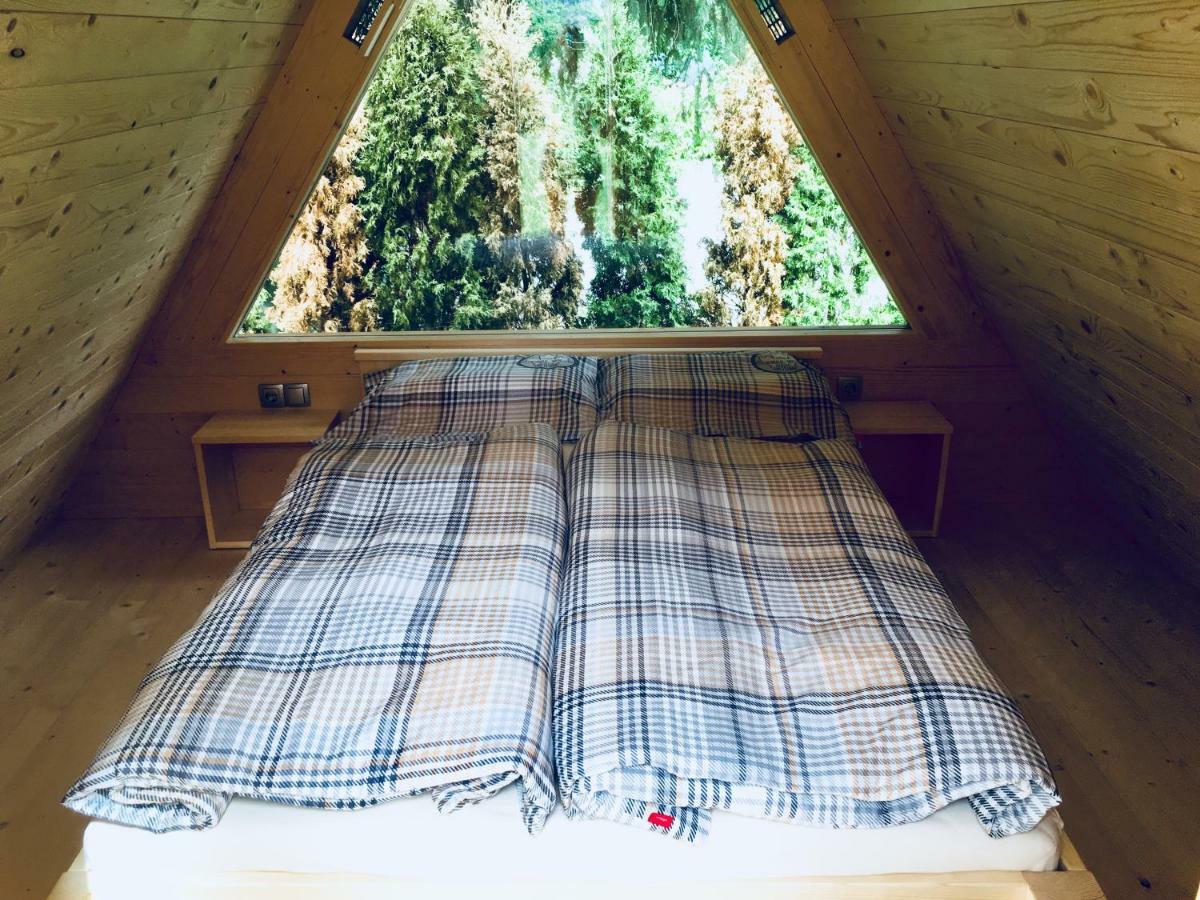 Glamping Houses J-Max Блед Екстериор снимка